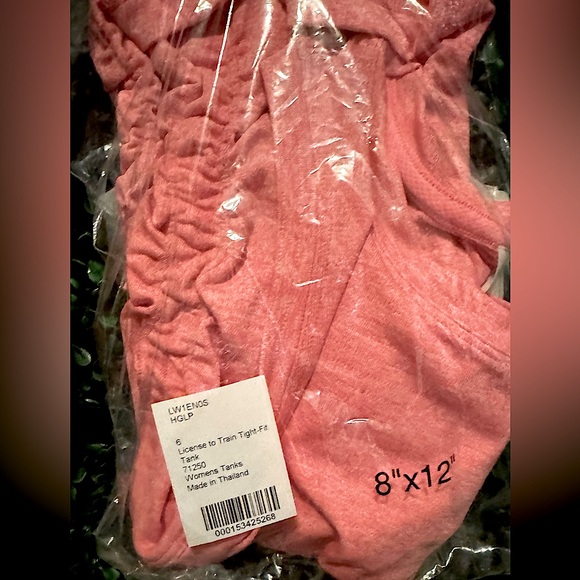 🛑⚠️SOLD🛑⚠️LULULEMON License to Train Tight-Fit Tank Top - Picture 5 of 9